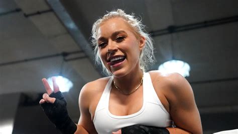 paige vanzant leaks|DAZN accidentally leak Elle Brooke vs Paige VanZant fight on .